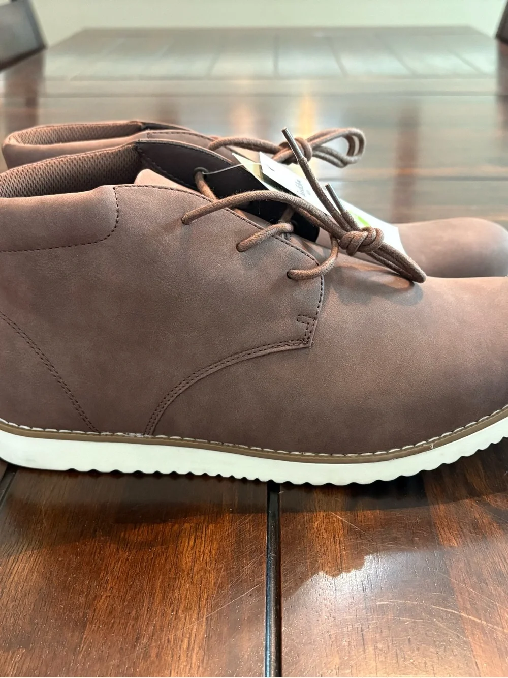 Men’s Size 10.5 Brown faux leather ankle boots with white sole